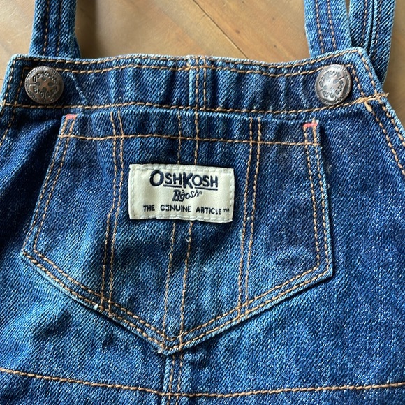 🌷5/$20🌷 OshKosh B’gosh Denim Jumper 24M - Picture 3 of 9